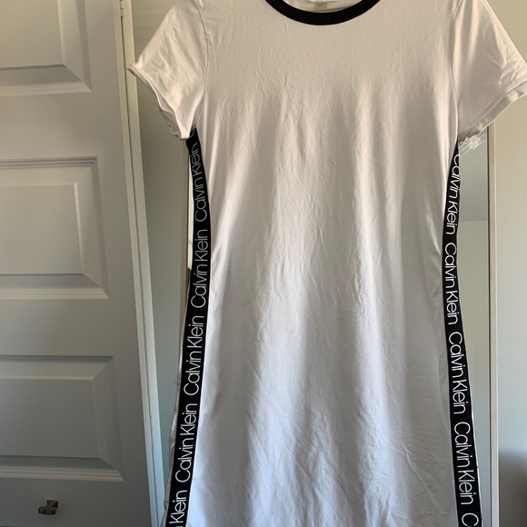 White Calvin Klein T-shirt Dress - Picture 4 of 5